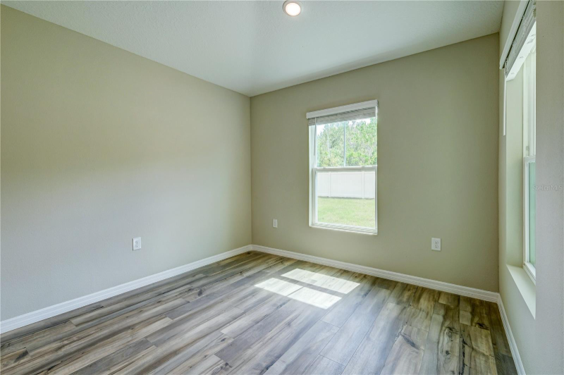 12730 Hysmith Loop - Photo 5 of 20