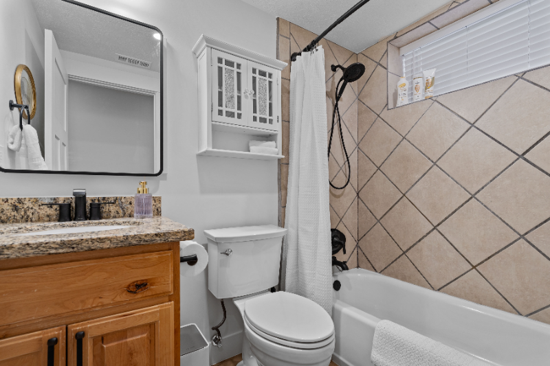 518 S Koneta Ct - Photo 3 of 17