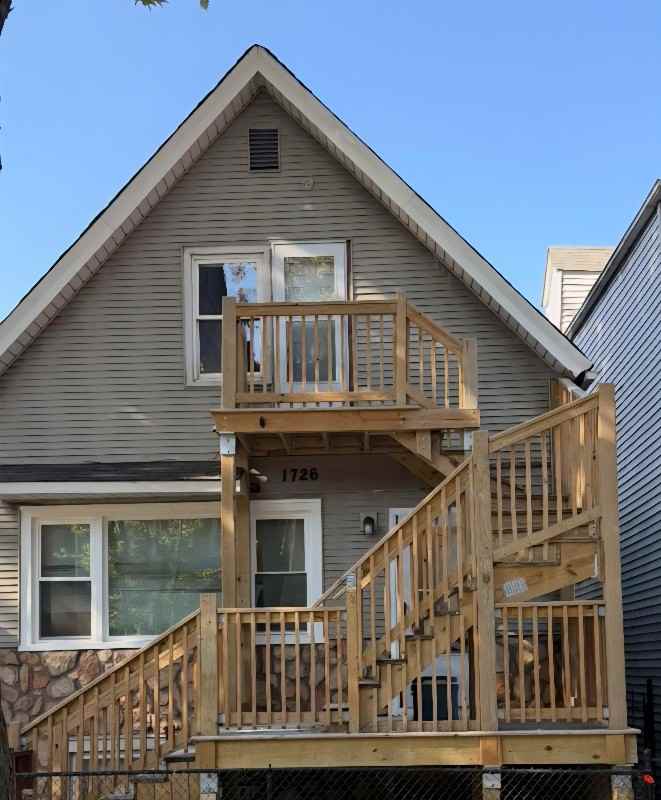 1726 N Artesian Ave #1