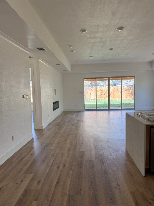 5728 Donnelly Ave - Photo 2 of 8