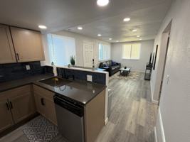 featured image of 800 W 10th St