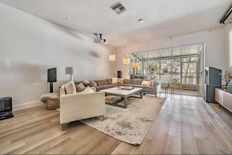 8434 Sandy Beach St - Photo 3 of 19