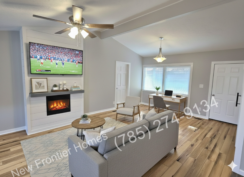 122 Albany St - Photo 4 of 19