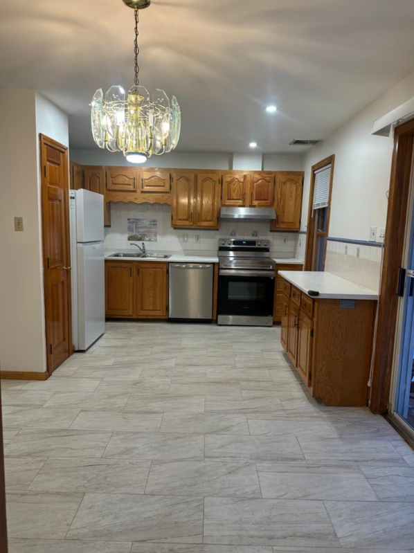 22 Pleasant St #C - Photo 6 of 13