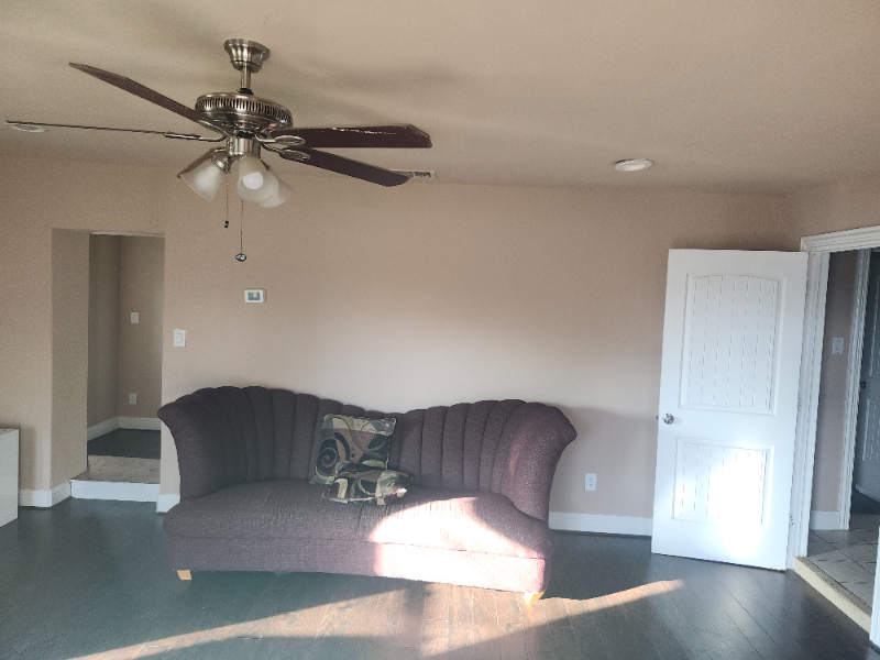 1017 E Wells Ave #D - Photo 3 of 11