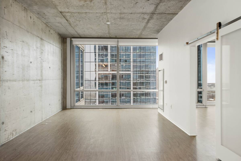 1437 S State St - Photo 2 of 13