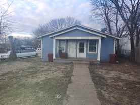 817 E Houston St #A - Photo 1 of 1