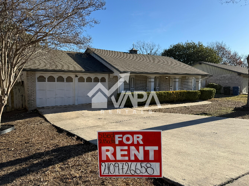 5835 Freemans Farm St - Photo 2 of 20