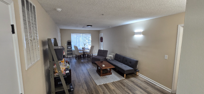 1440 Collegeview Ave #202 - Photo 2 of 14