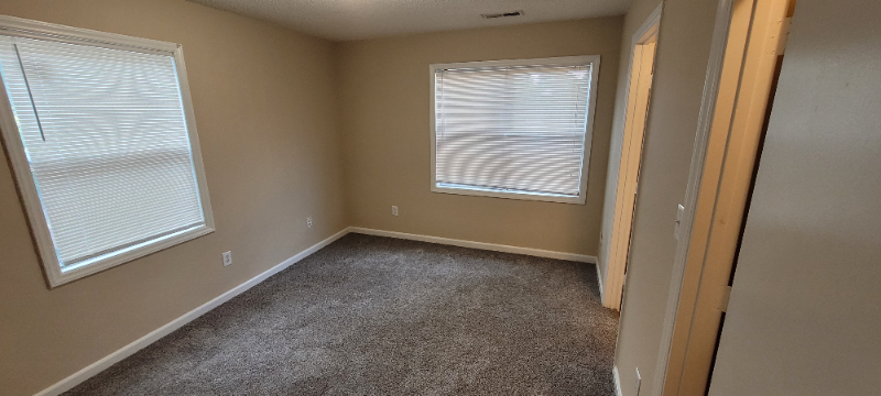 1440 Collegeview Ave #202 - Photo 6 of 14