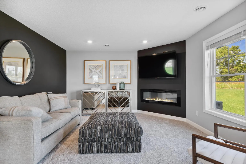 14642 112th Ave N - Photo 2 of 8