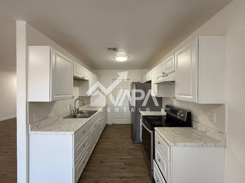 4906 Buckwheat St - Photo 5 of 20