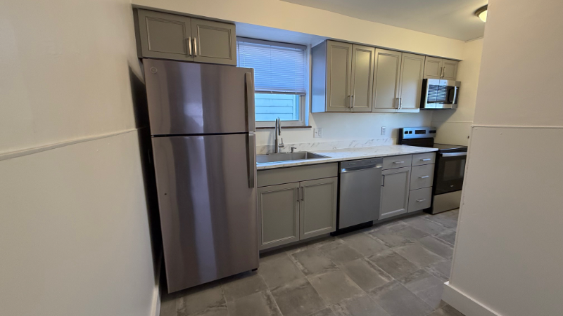 6439 Elbrook Ave - Photo 2 of 14