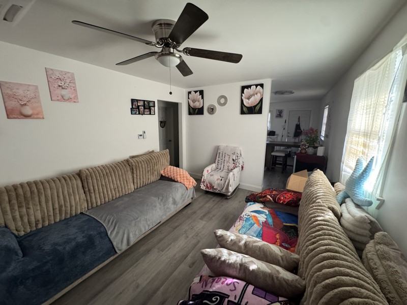 235 E Olive St - Photo 4 of 22