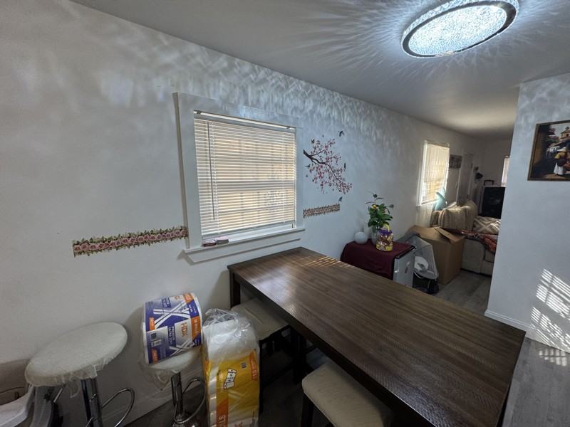 235 E Olive St - Photo 5 of 22