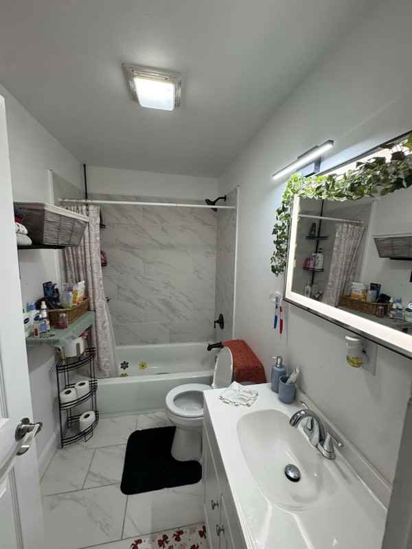 235 E Olive St - Photo 7 of 22