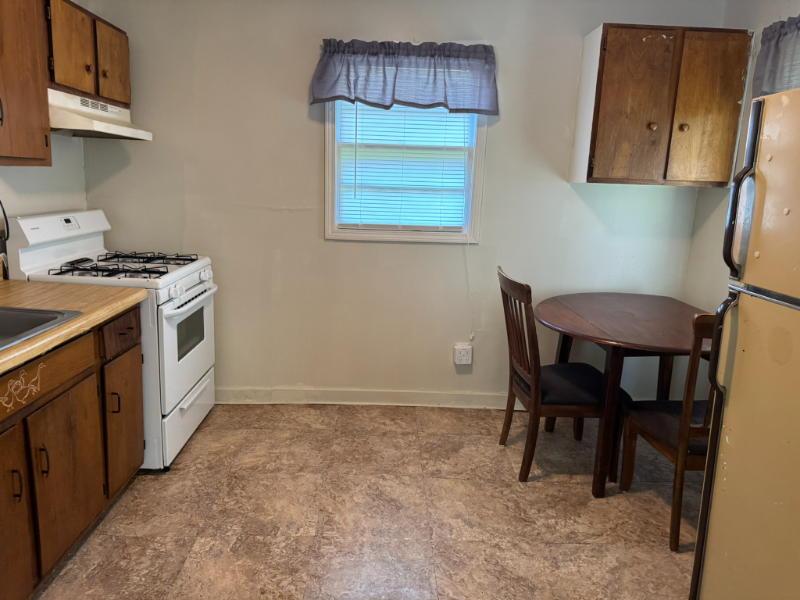 258 W Vine St #2 - Photo 6 of 15