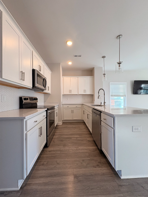 4060 Opal Dr - Photo 7 of 20