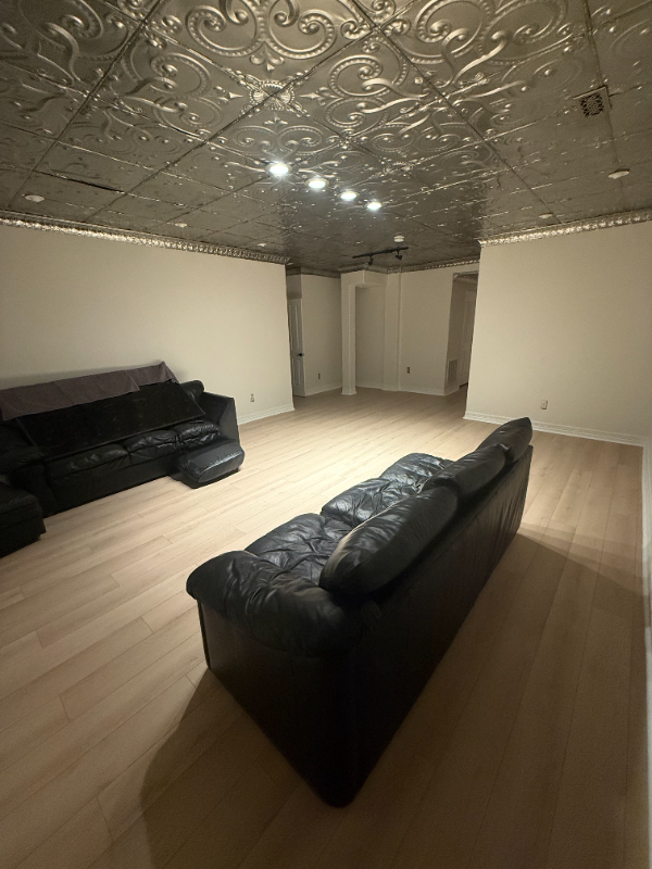 5242 Oak Hollow Dr - Photo 5 of 7