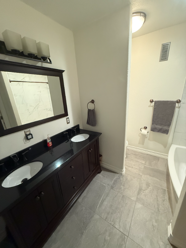 5242 Oak Hollow Dr - Photo 7 of 7