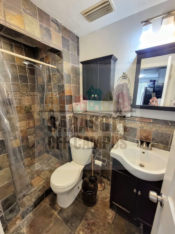 1268 21st St #1 - Photo 4 of 12