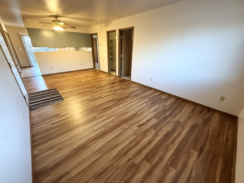 3006 Illinois Ave #B - Photo 7 of 16