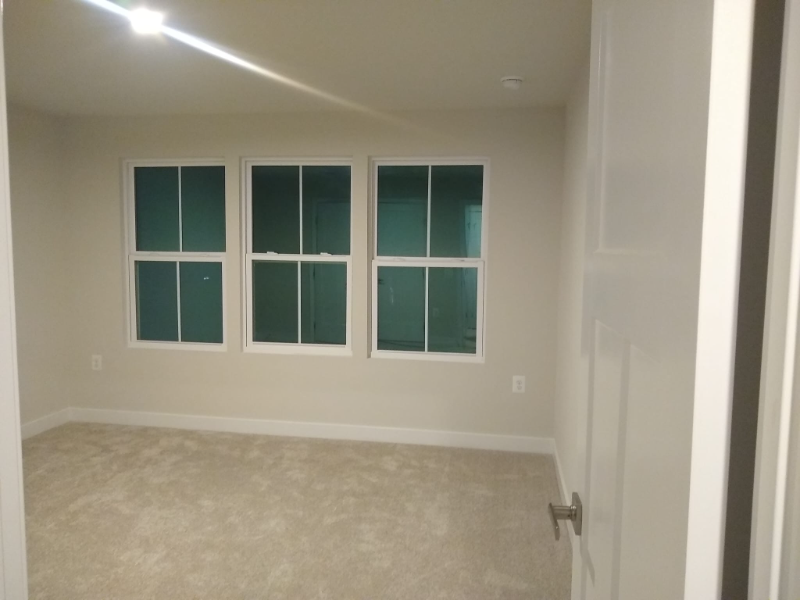 18423 Centennial Cir - Photo 7 of 12