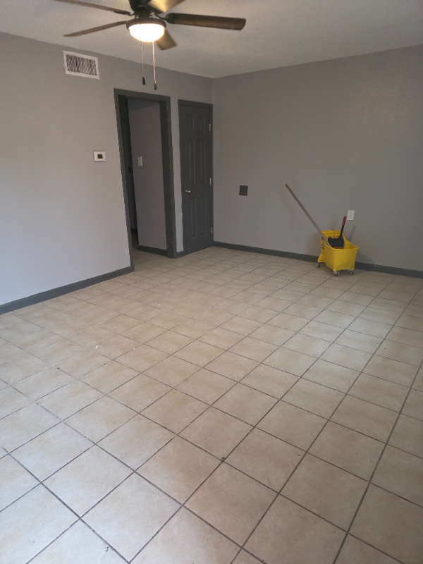 7819 Sail St - Photo 2 of 19