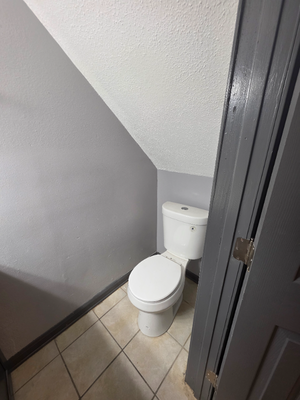 7819 Sail St - Photo 7 of 19