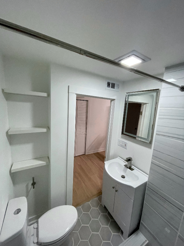 4115 S Maplewood Ave #1 - Photo 3 of 7