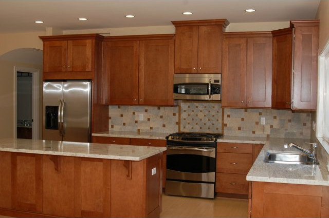 155 Bellerose Dr - Photo 2 of 6