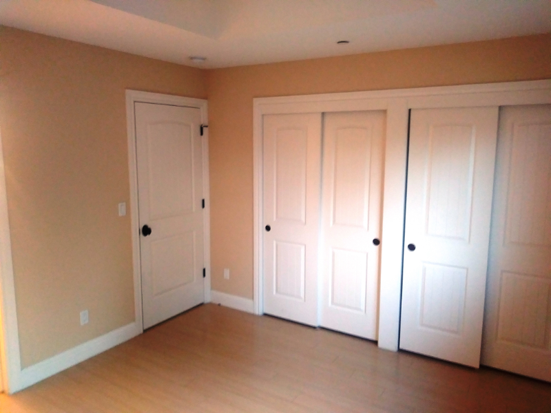 155 Bellerose Dr - Photo 3 of 6