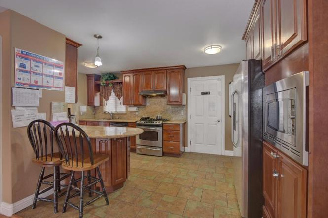 1103 W Latimer Ave #1 - Photo 3 of 5