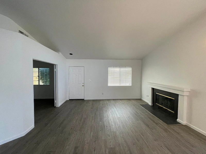 36516 Copper Ln - Photo 2 of 18