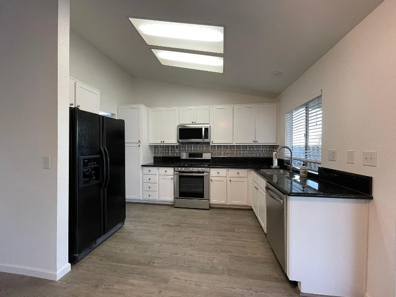 36516 Copper Ln - Photo 5 of 18