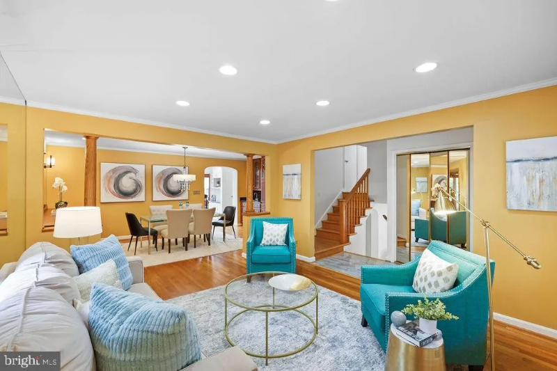 5110 Flanders Ave - Photo 3 of 20