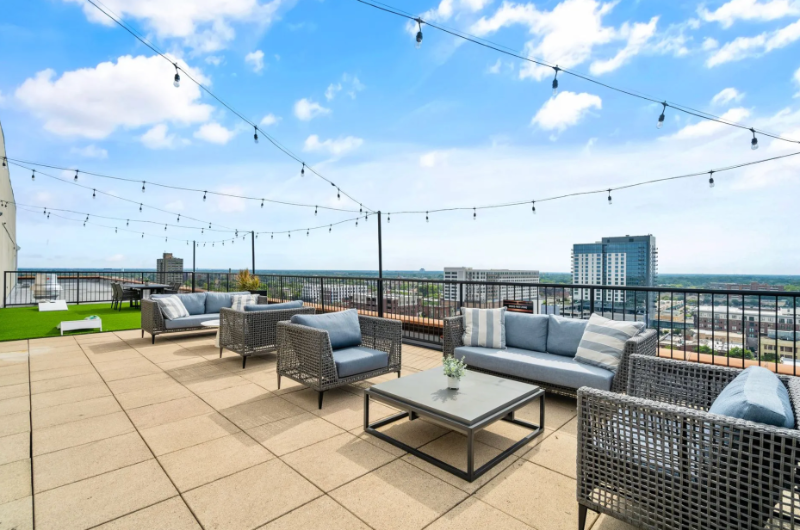 102 Forest Pl - Photo 6 of 9