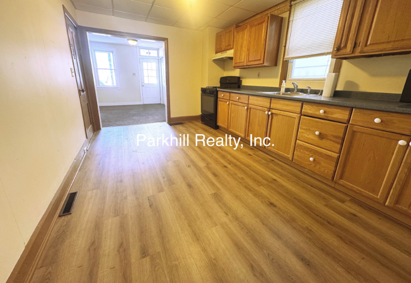 34 N 2nd St - Photo 2 of 8