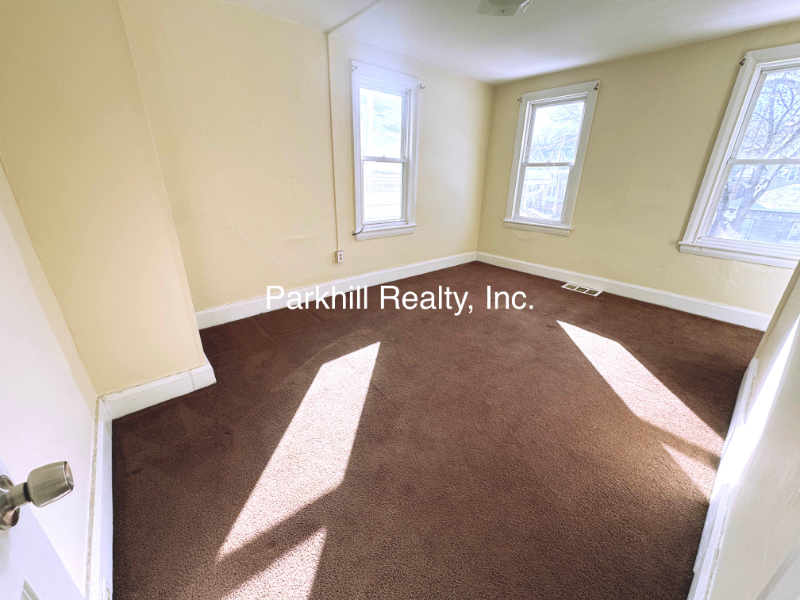 34 N 2nd St - Photo 7 of 8