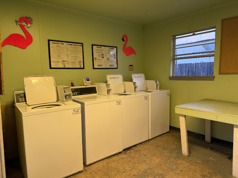 11271 Florida Blvd - Photo 5 of 17