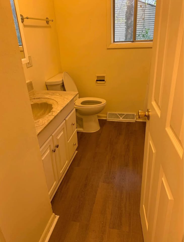 2617 Hess Ave - Photo 4 of 7