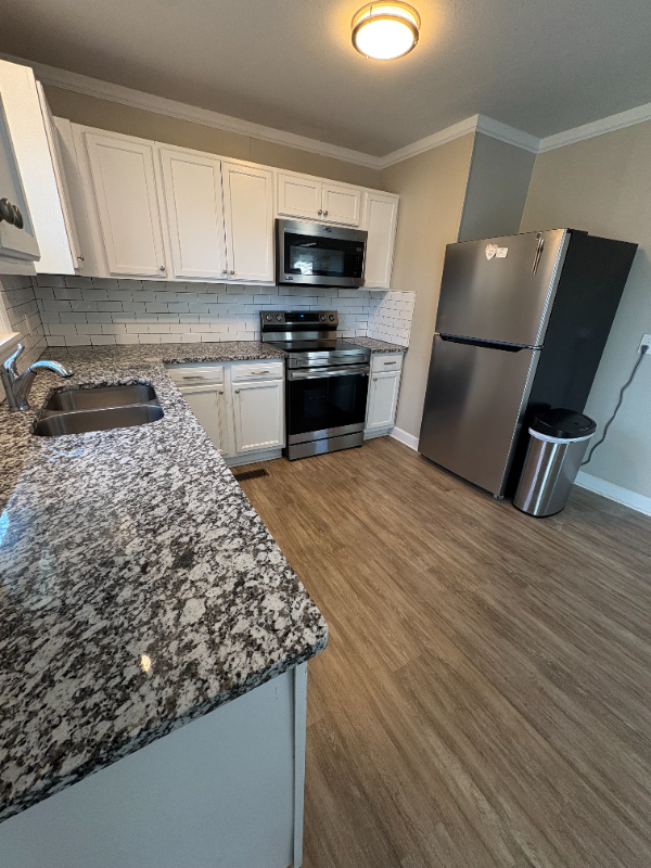 3118 Adonna Dr Nw - Photo 4 of 15