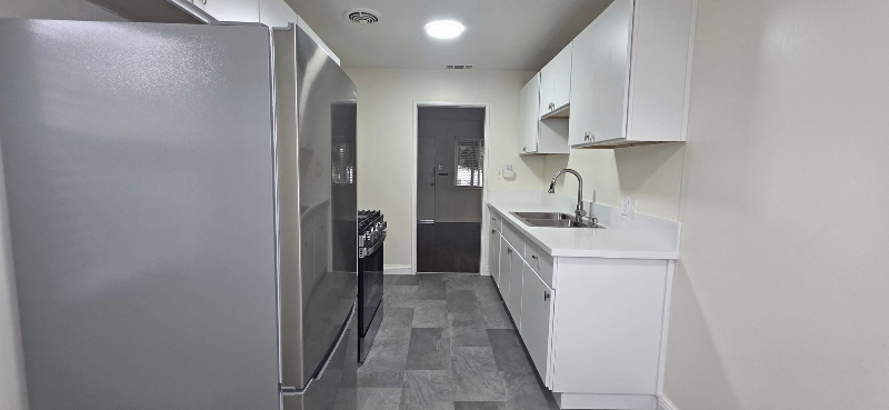 1021 Hemlock Street /Buckeye Drive - Photo 6 of 20