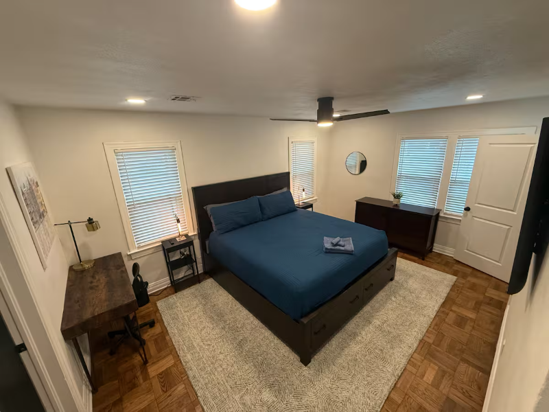 1233 Ne 14th St - Photo 6 of 15