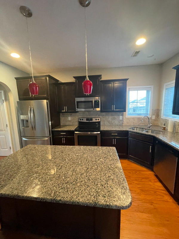 439 Wedgefield Dr - Photo 5 of 18