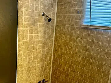 2621 Davison Rd - Photo 4 of 18