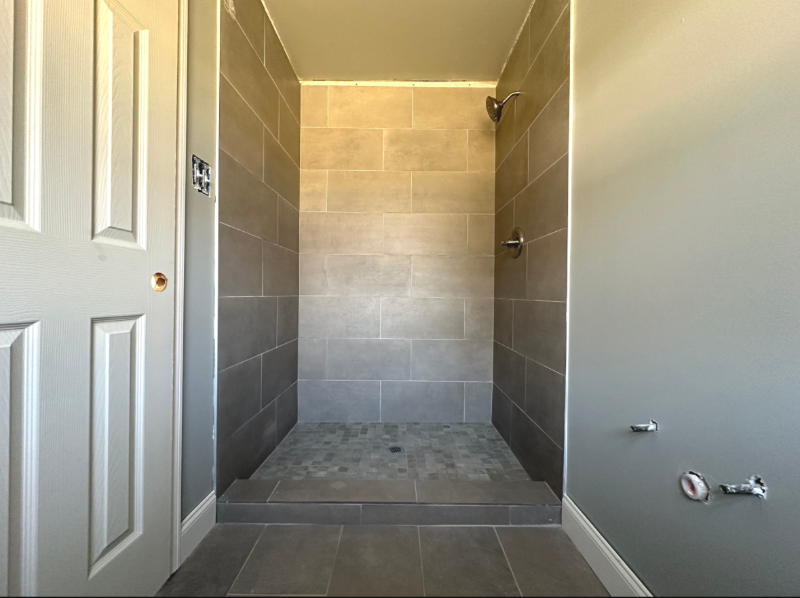 2718 Winchester Rd Nw - Photo 4 of 15