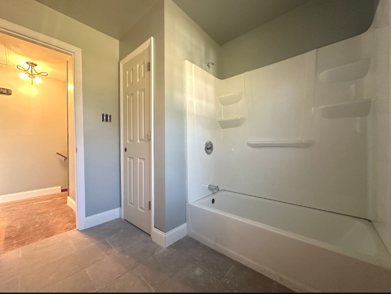 2718 Winchester Rd Nw - Photo 5 of 15