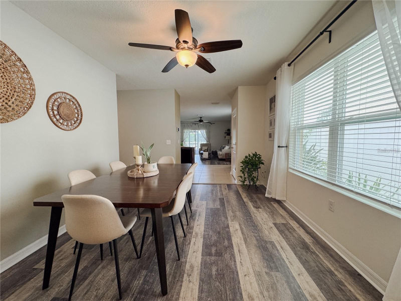 11124 Leland Groves Dr - Photo 6 of 20