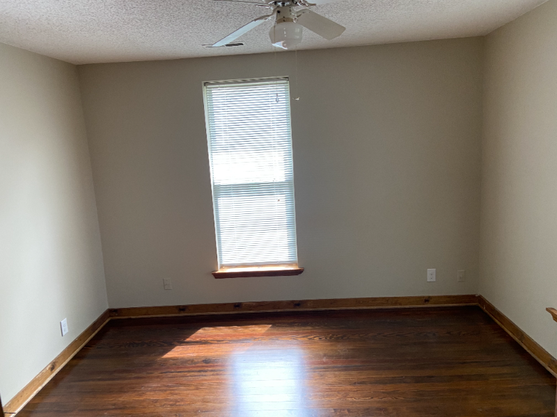 103 S 4th St - Photo 5 of 16